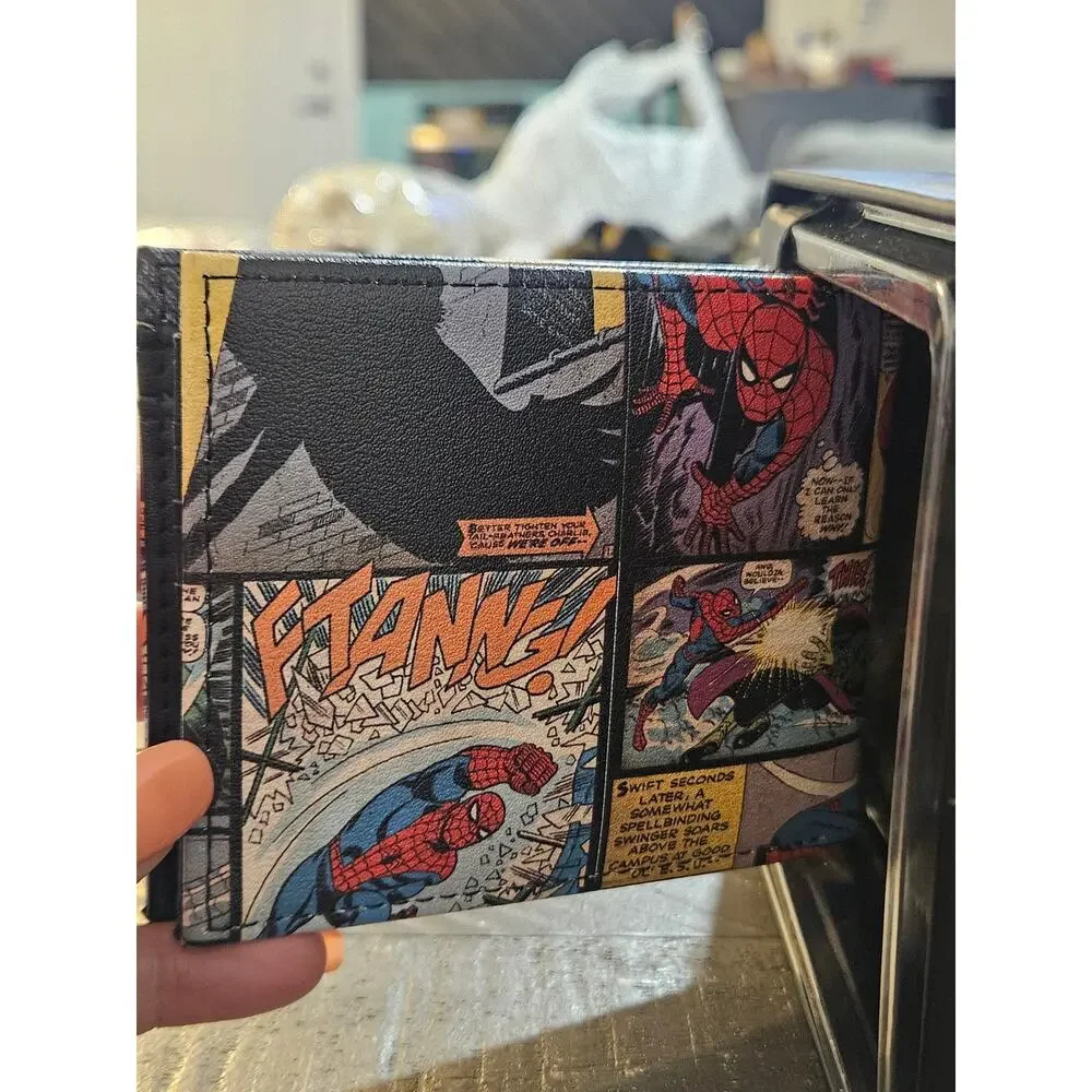 Marvel Amazing Spider-Man Spiderman Red Blue Web in Gift Tin Bifold Wallet NWT